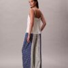 Weite Hose aus bedrucktem Viskose-Twill Weite Hose aus bedrucktem Viskose-Twill