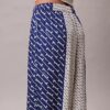 Weite Hose aus bedrucktem Viskose-Twill Weite Hose aus bedrucktem Viskose-Twill