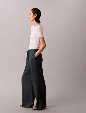 Weite Hose aus Leinenmischung mit Kordelzug