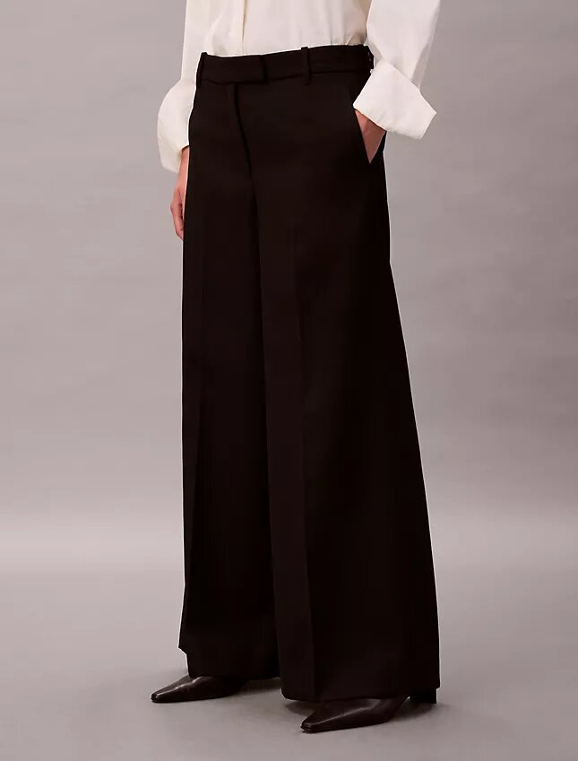 Weite Hose aus Wollgabardine Weite Hose aus Wollgabardine