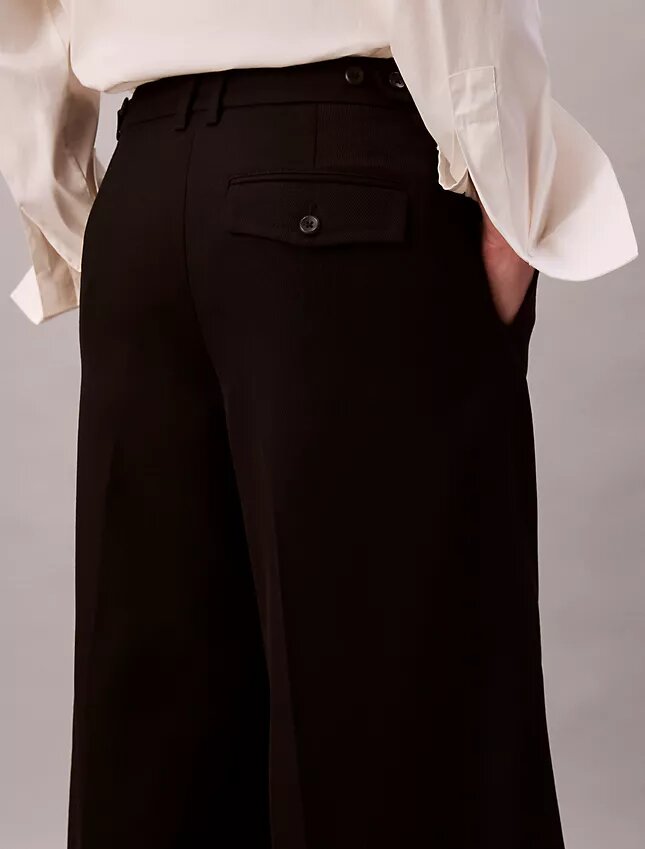 Weite Hose aus Wollgabardine Weite Hose aus Wollgabardine